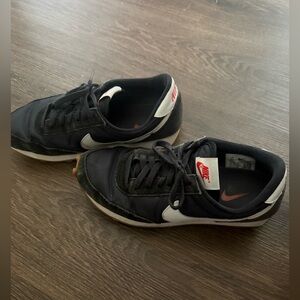 Nike Women’s Sneakers